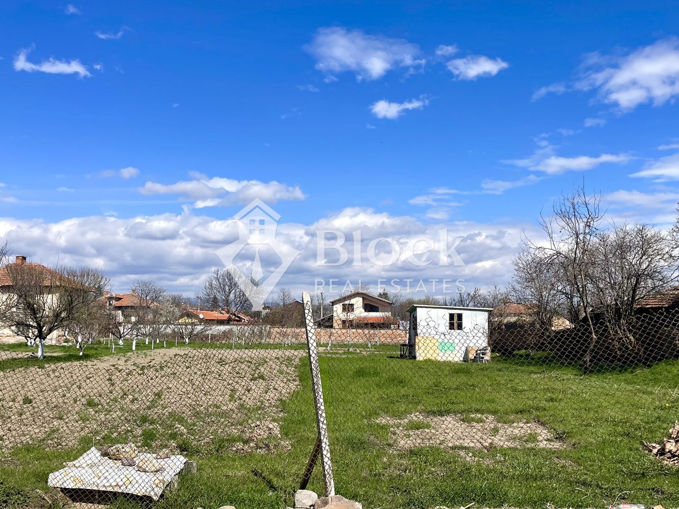 Парцел в с. Лесново